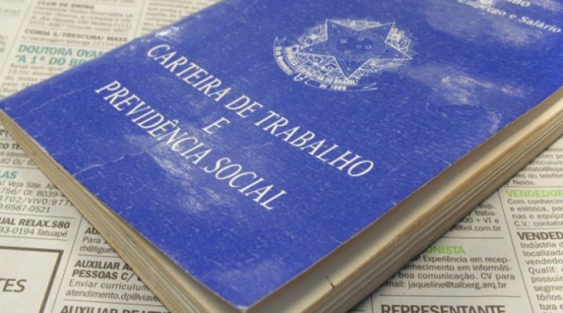 carteira-de-trabalho-ebc-860x450_c